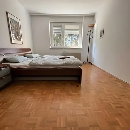 Gruen Und Ruhig Graz