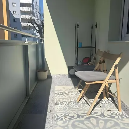 Gruen Und Ruhig Apartman